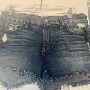 Cute jean shorts.